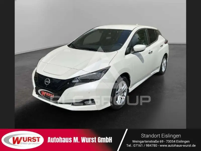 2023 Nissan LEAF