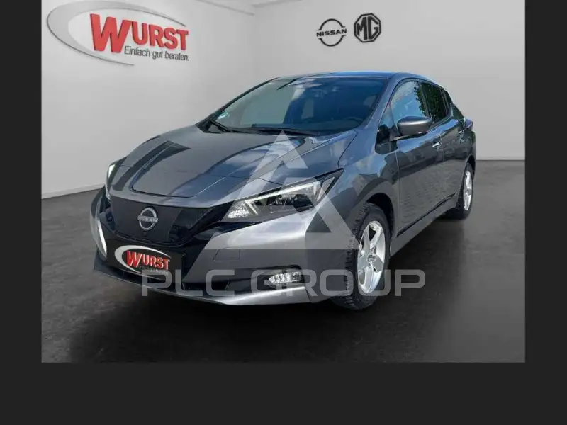 2023 Nissan LEAF