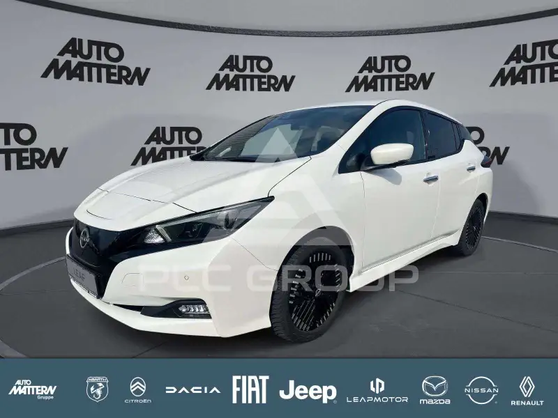 2023 Nissan LEAF