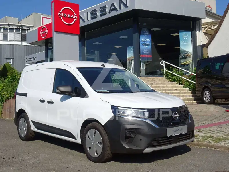 2023 Nissan TOWNSTAR