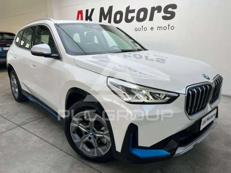 2023 BMW iX