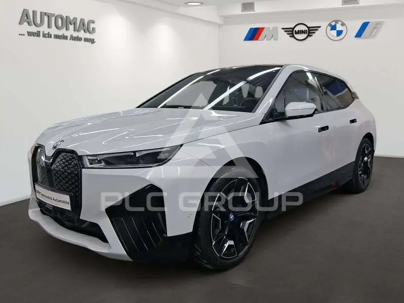 2023 BMW iX