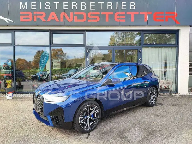 2023 BMW iX