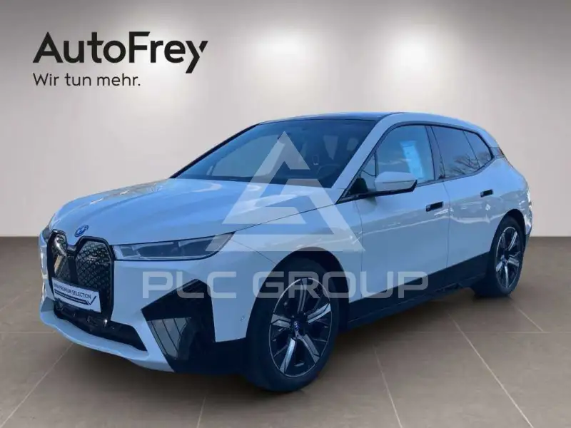 2023 BMW iX