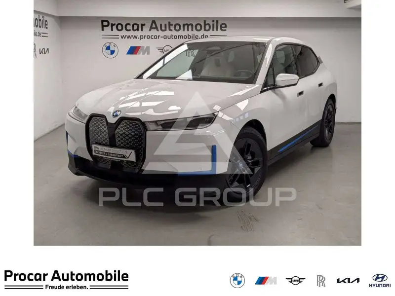 2023 BMW iX