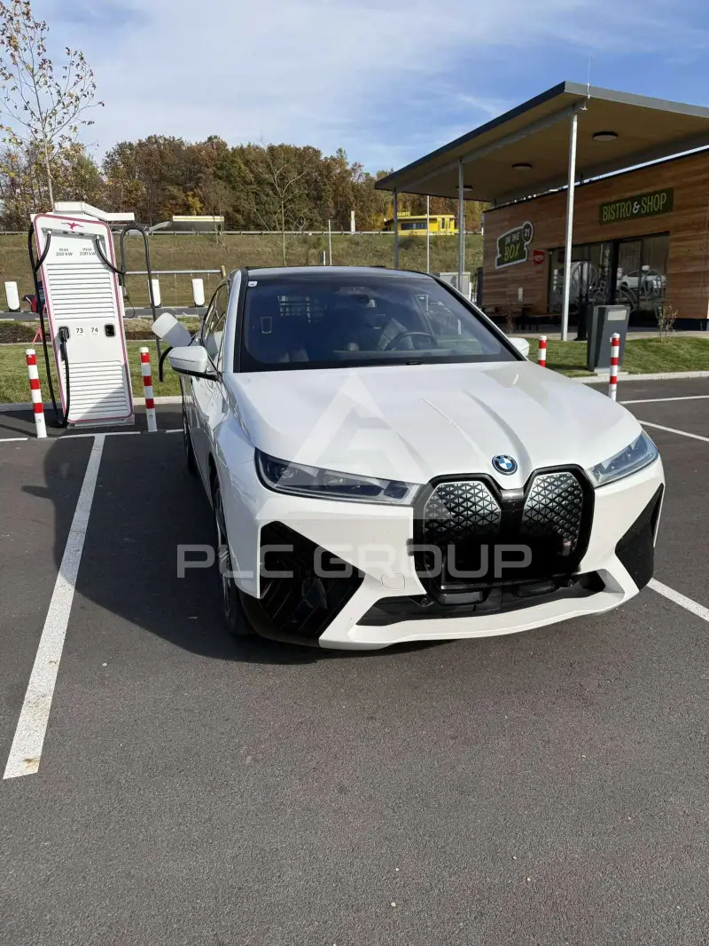 2023 BMW iX