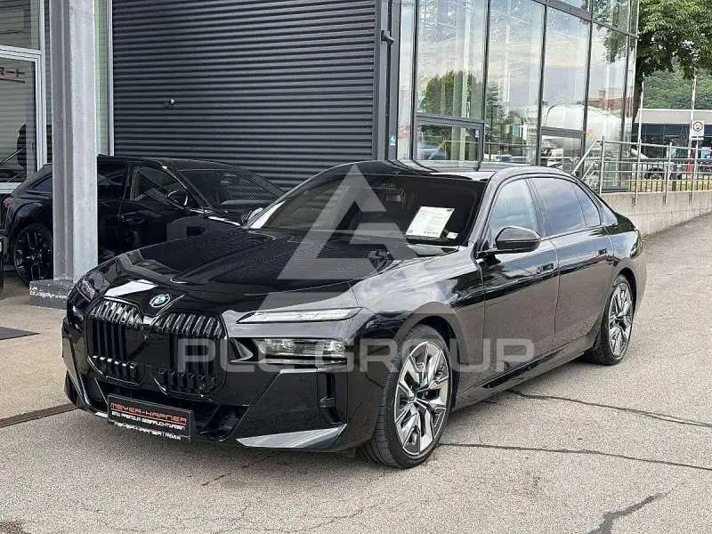 2023 BMW I7