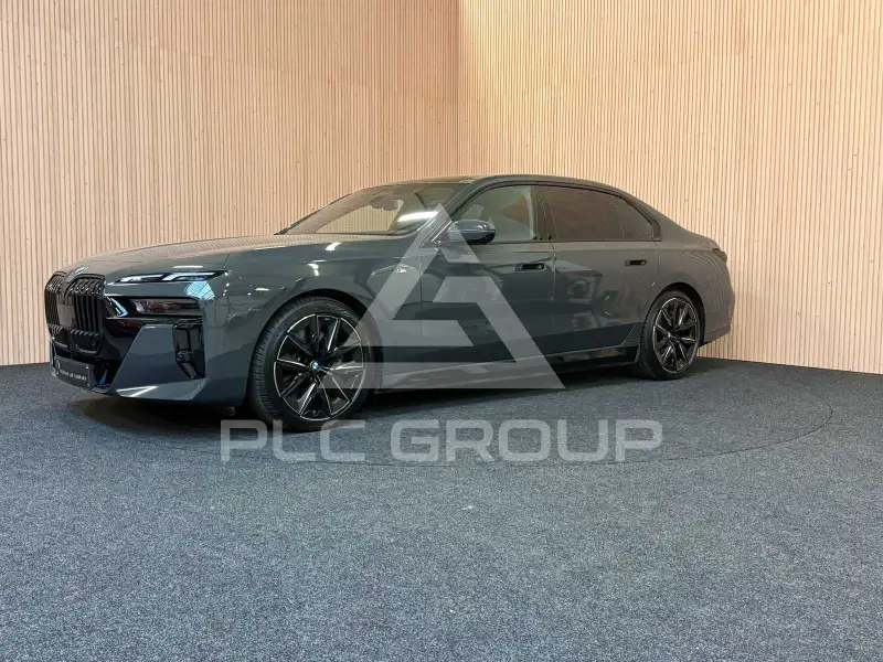 2023 BMW I7
