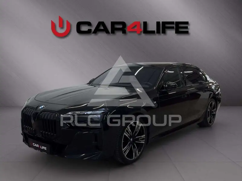 2023 BMW 740