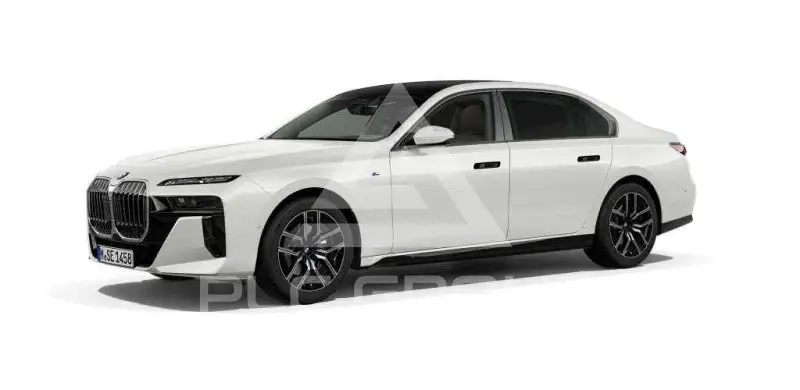 2023 BMW 740