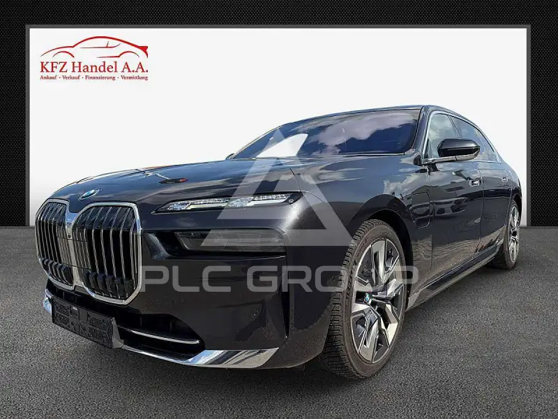 2023 BMW 750