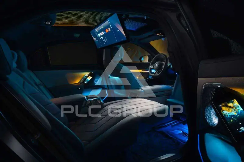 2023 BMW 750