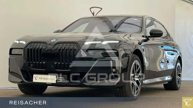 2023 BMW 750
