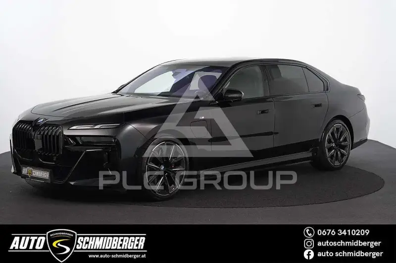 2023 BMW 750
