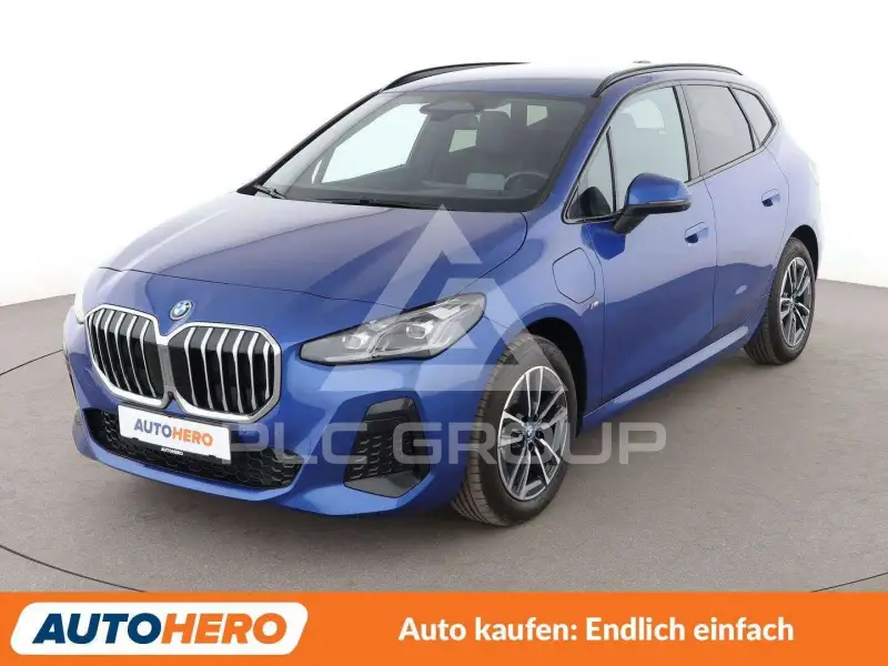 2023 BMW 230