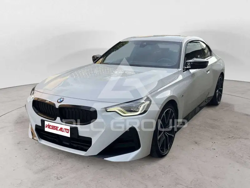 2023 BMW 230