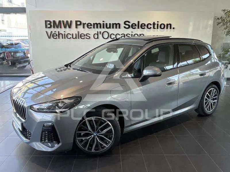 2023 BMW 230
