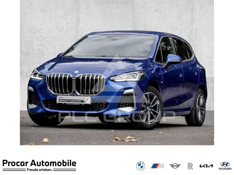2023 BMW 230