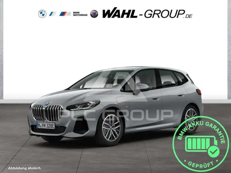 2023 BMW 230