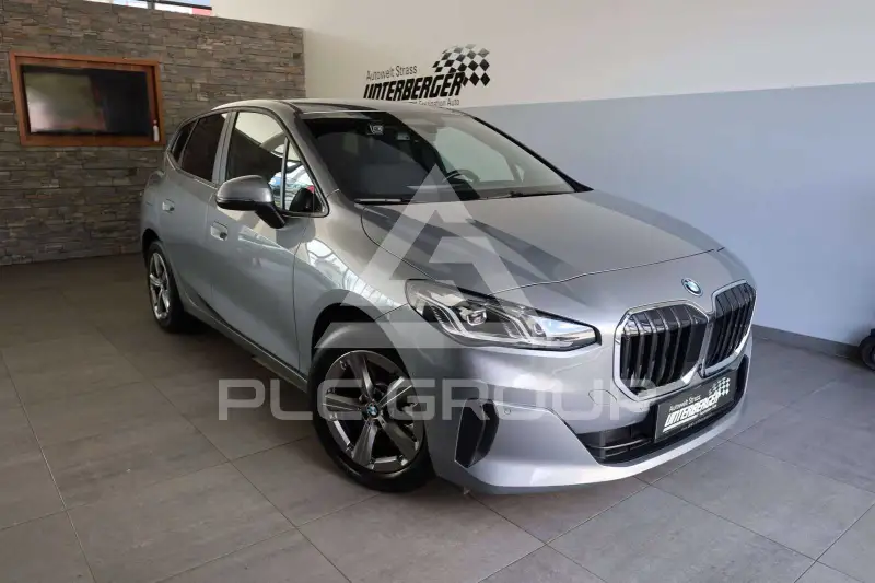 2023 BMW 230
