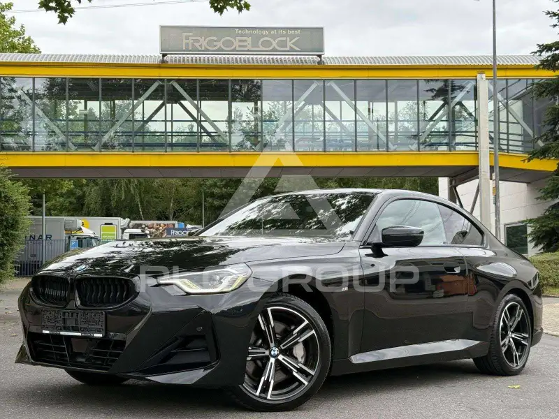 2023 BMW 230