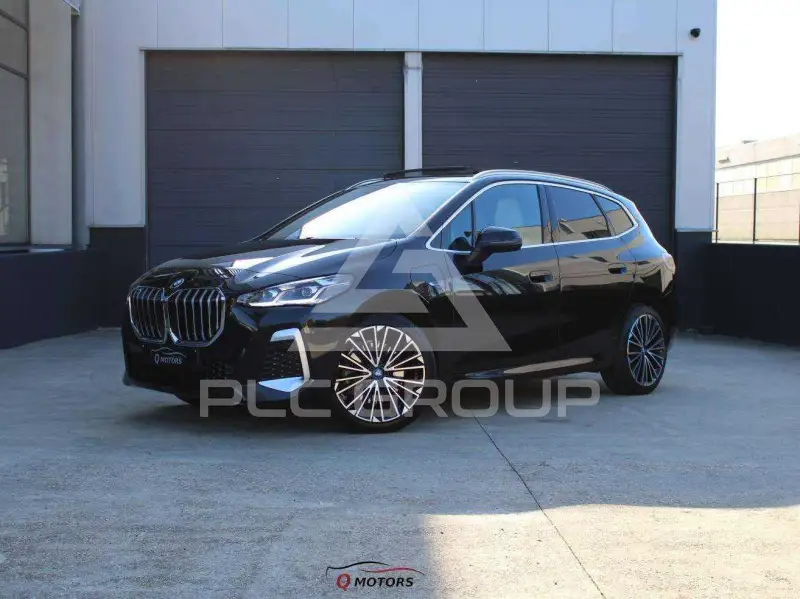 2023 BMW 230