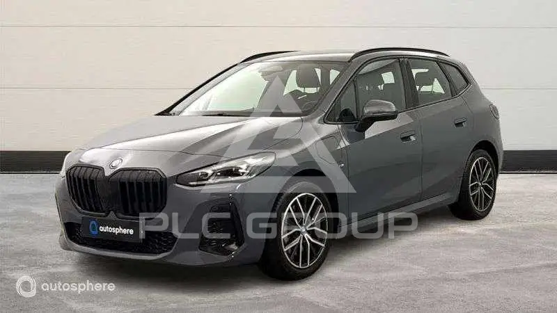 2023 BMW 230