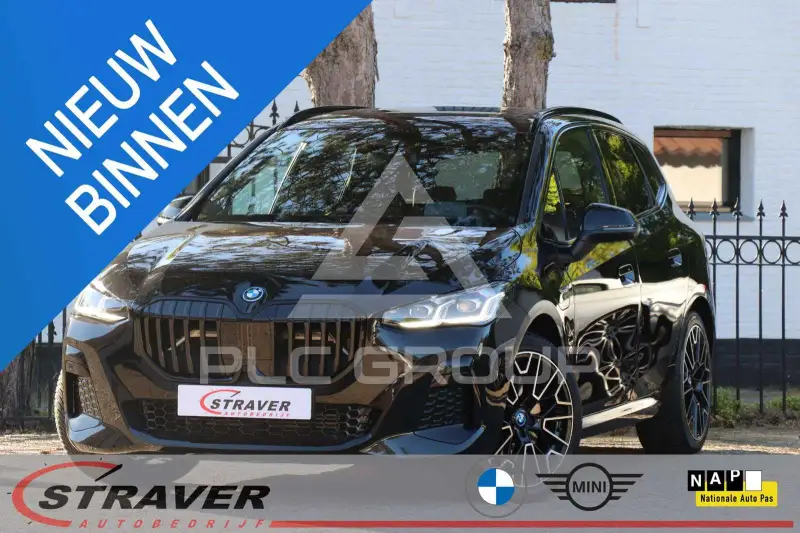 2023 BMW 230
