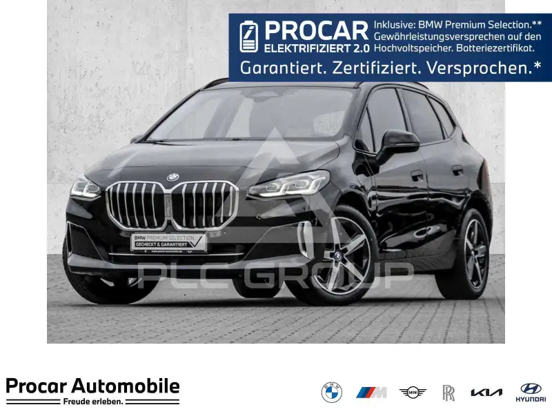 2023 BMW 230
