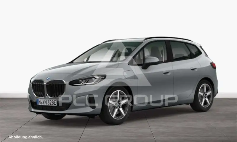 2023 BMW 230