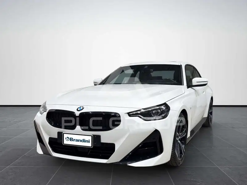 2023 BMW 230