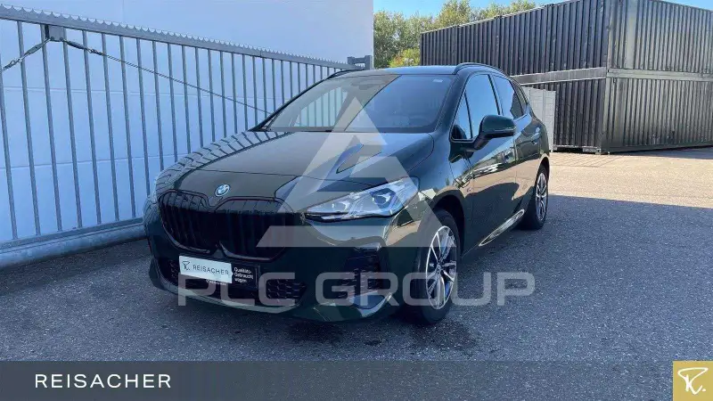 2023 BMW 230