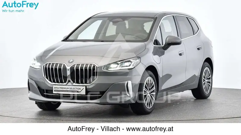 2023 BMW 230