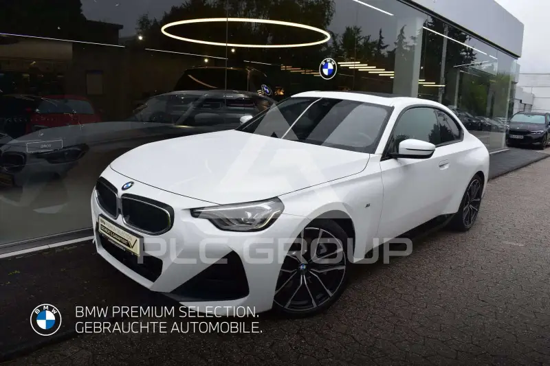 2023 BMW 230
