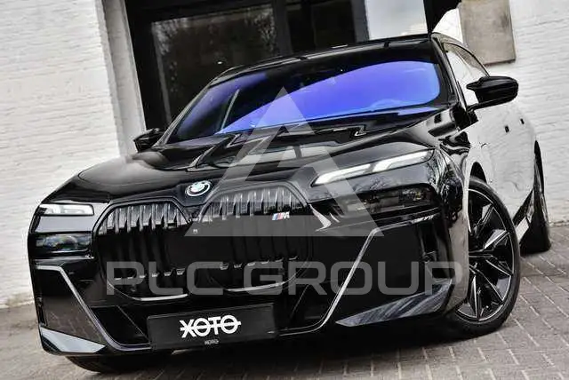 2023 BMW 760