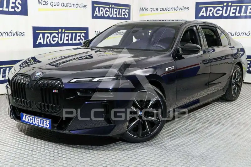 2023 BMW 760