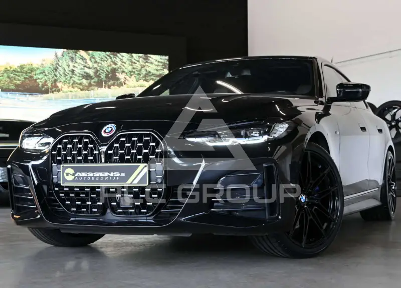 2023 BMW 430