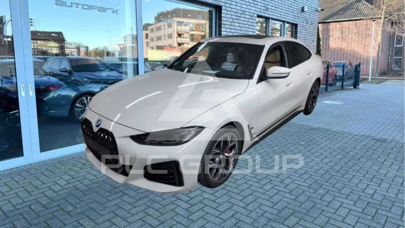 2023 BMW 430