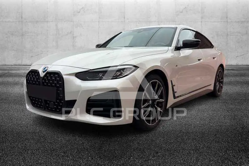 2023 BMW 430