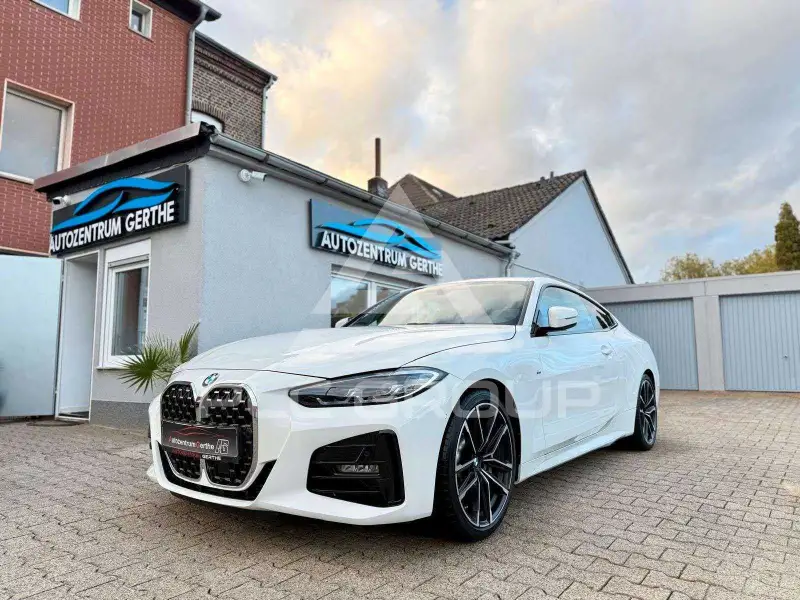 2023 BMW 430