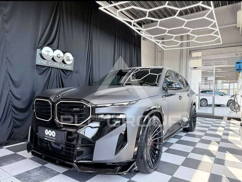 2023 BMW XM