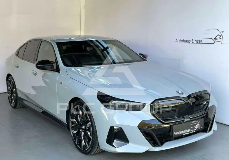 2023 BMW I5