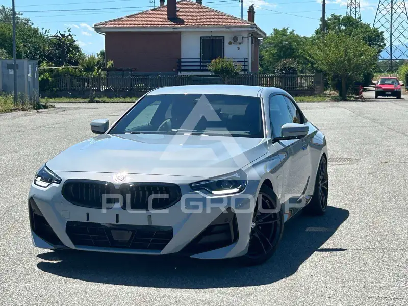 2023 BMW 220