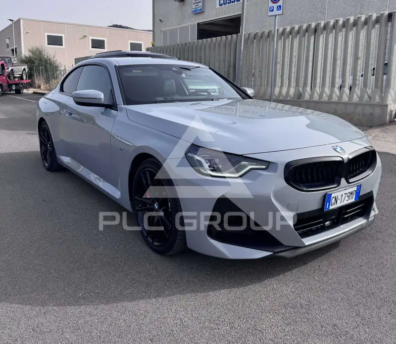 2023 BMW 220