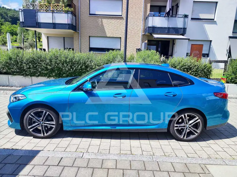 2023 BMW 220