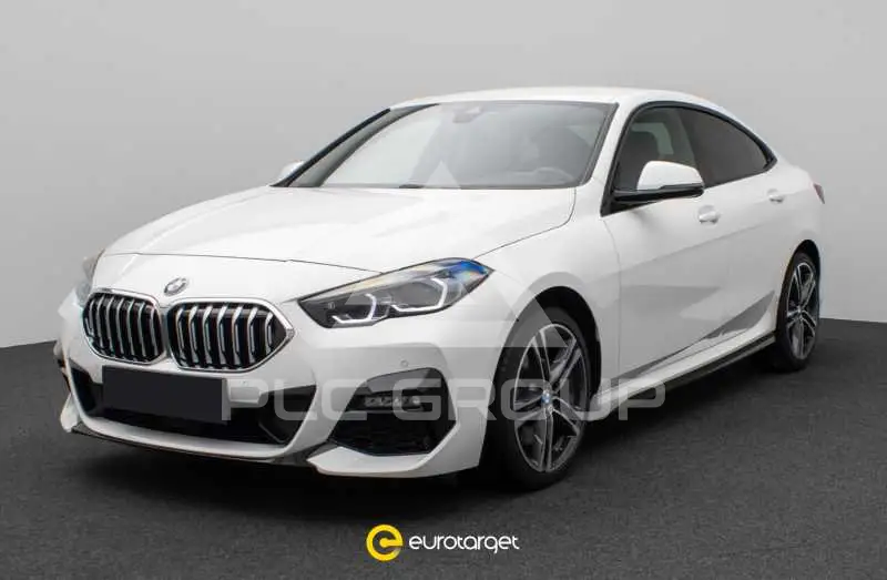 2023 BMW 220