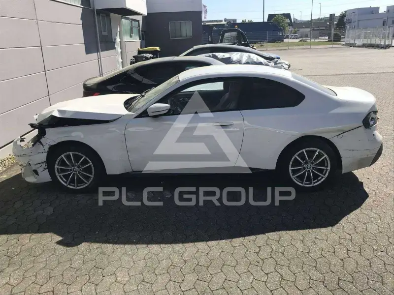 2023 BMW 220