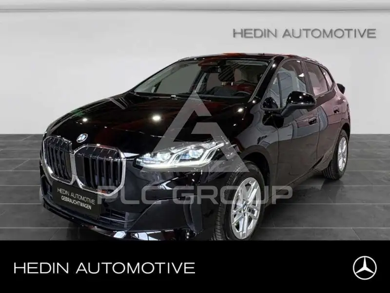 2023 BMW 220