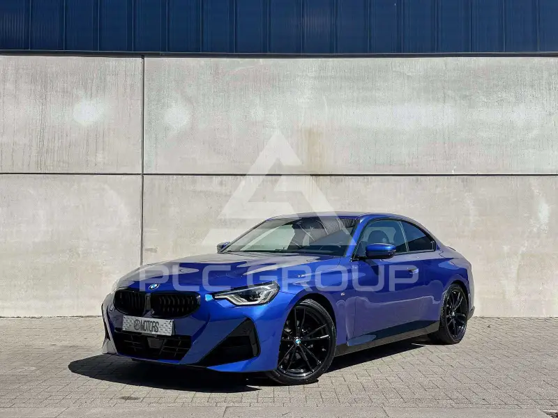 2023 BMW 220