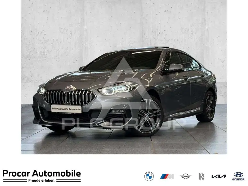2023 BMW 220